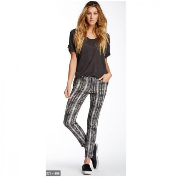 Joe’s Jeans snake print ankle skinny - Picture 2 of 7